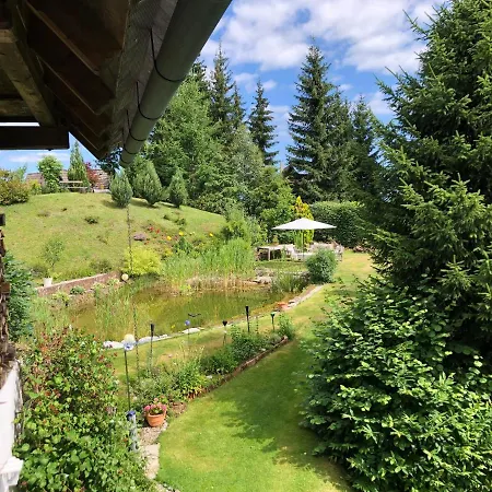 Charmantes In Erhoehter Aussichtslage Modriach