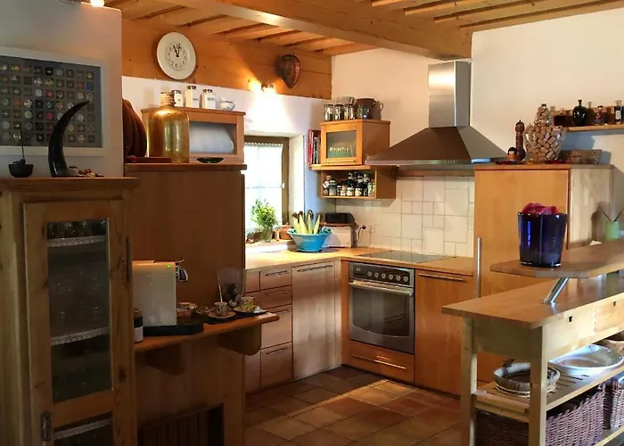 Charmantes In Erhoehter Aussichtslage Modriach