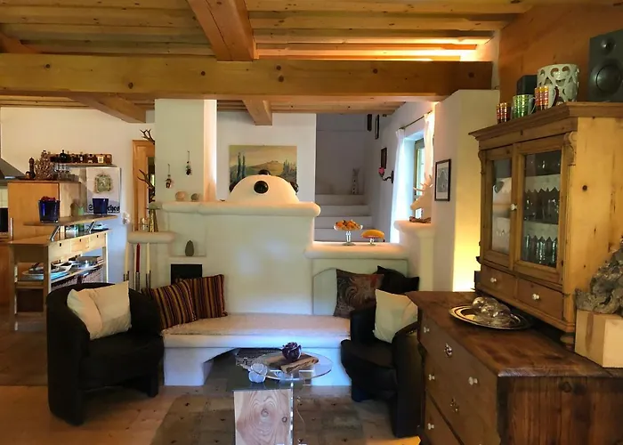 Villa Charmantes In Erhoehter Aussichtslage Modriach