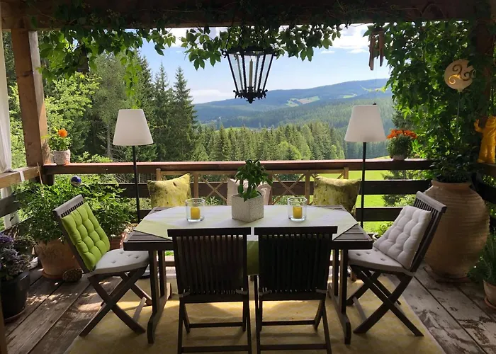 Charmantes In Erhoehter Aussichtslage * Modriach