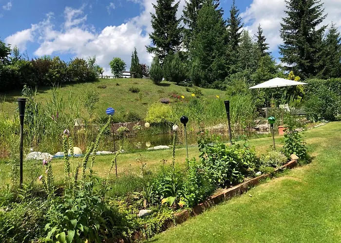 Villa Charmantes In Erhoehter Aussichtslage *